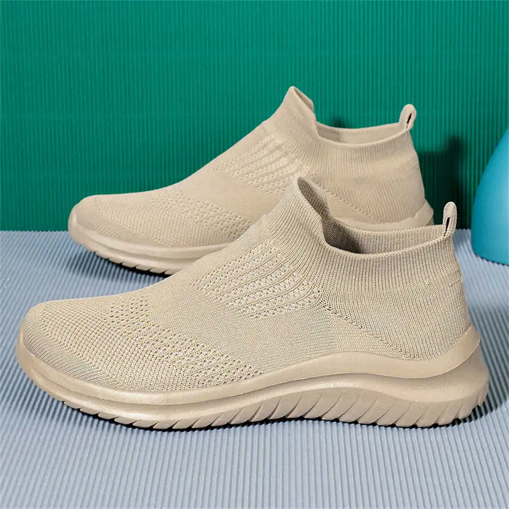 Beige Soft New Novelty Tennis  – Kids Outdoor Volleyball Shoes Bewertung und Preis